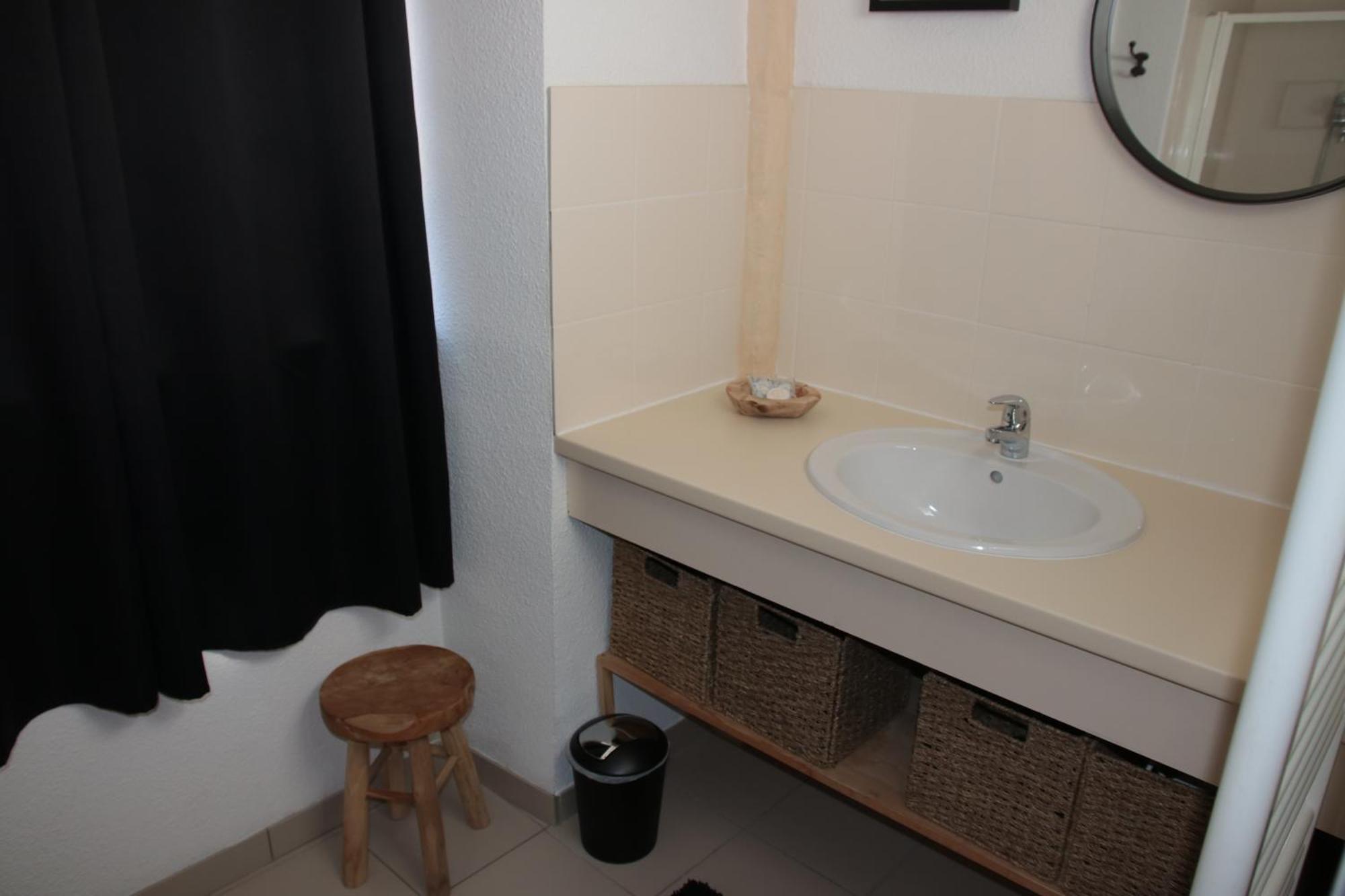 Le Prieure Apartment Dole Luaran gambar