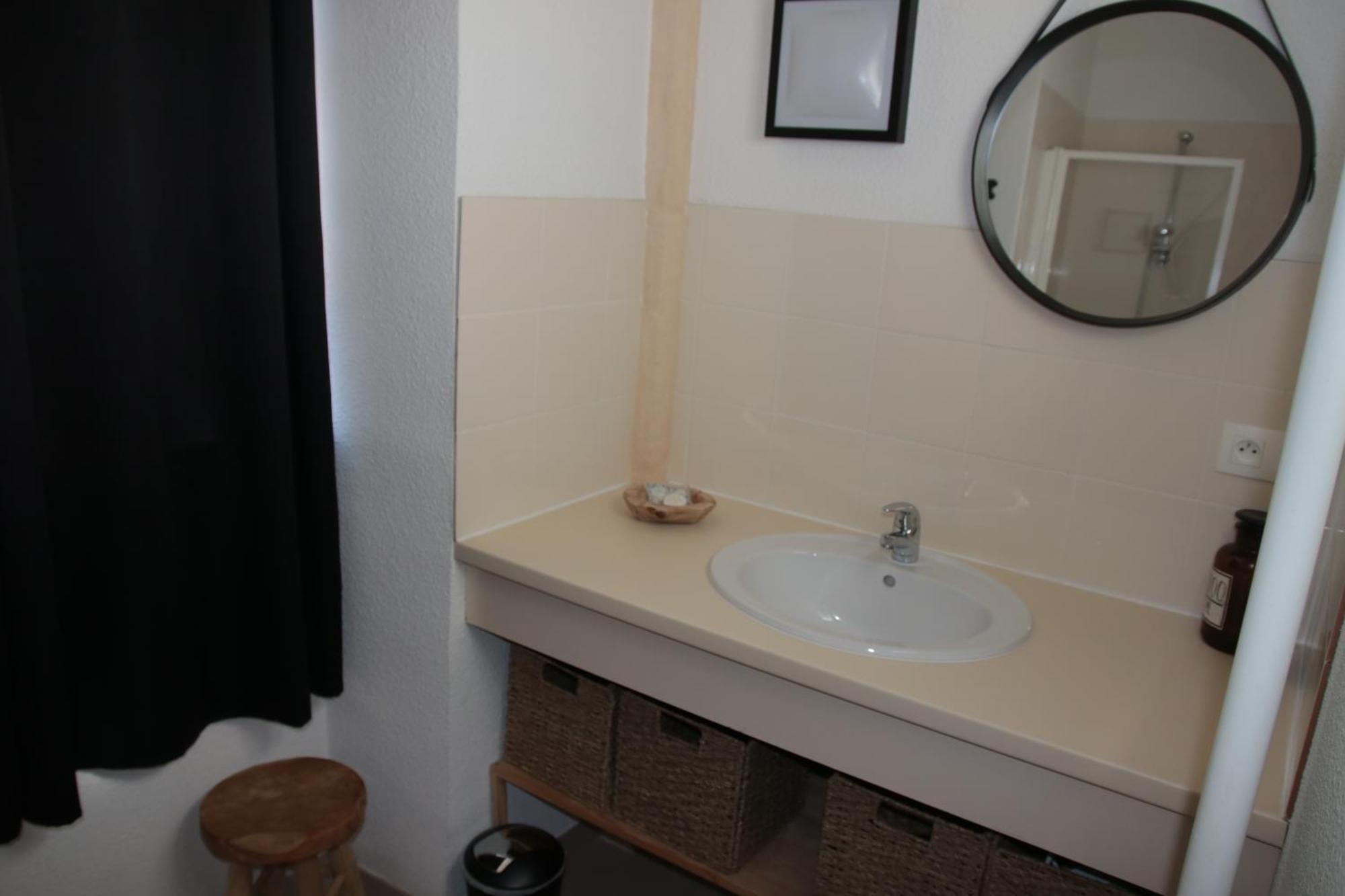 Le Prieure Apartment Dole Luaran gambar